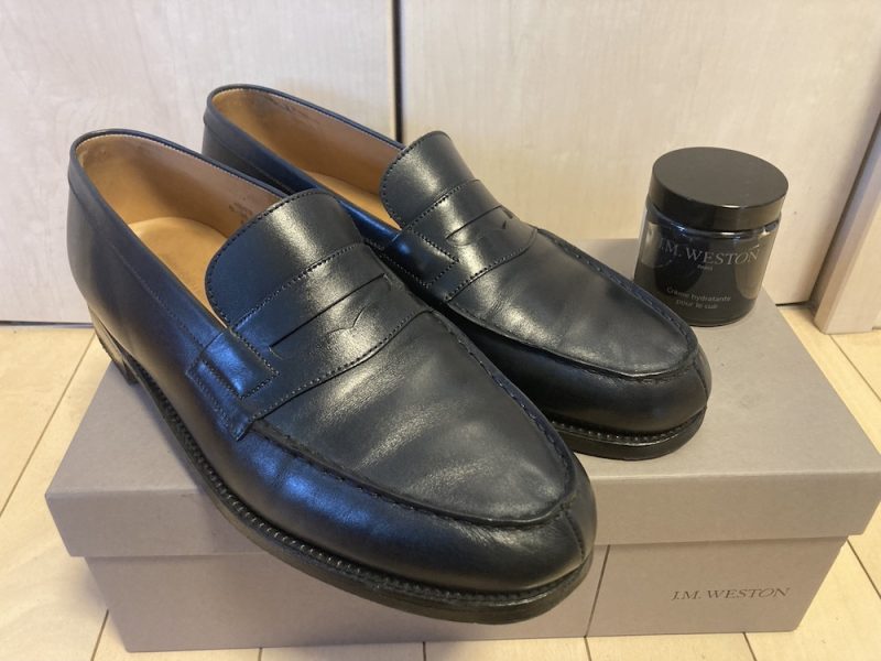 180ローファーと純正クリーム