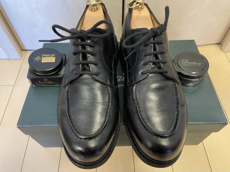 2つのクリームで磨いたシャンボード